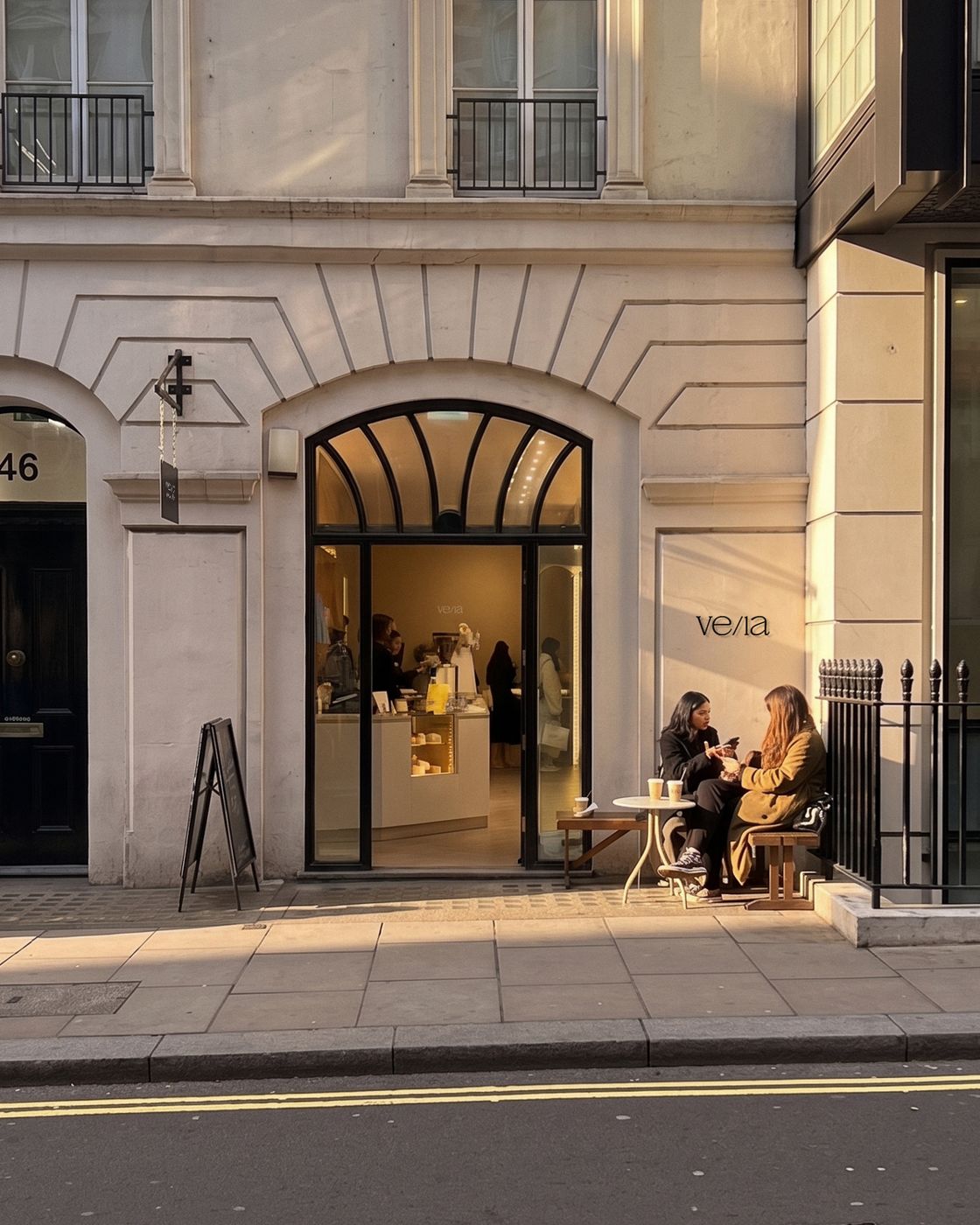 VE/LA Mayfair